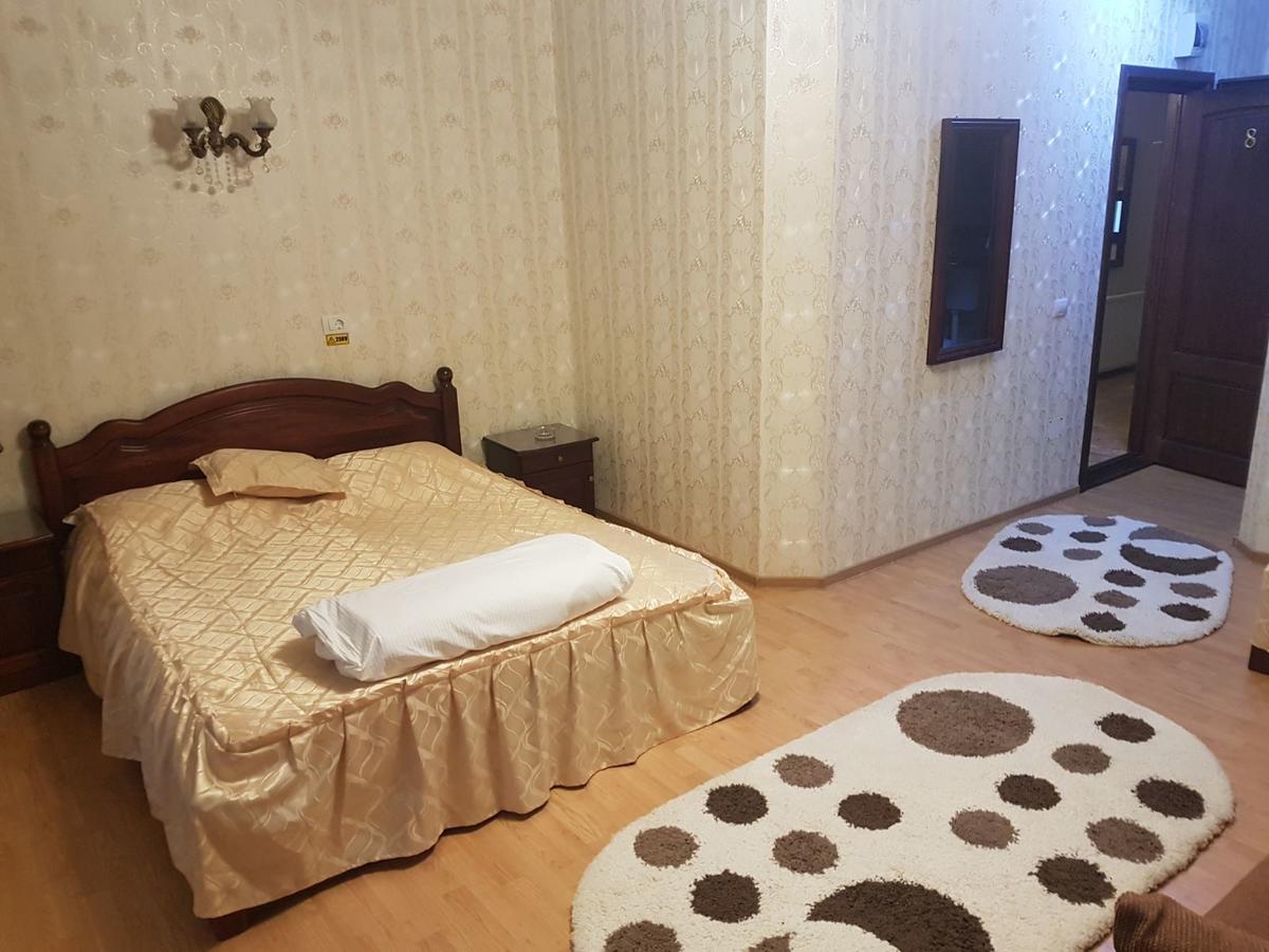 Edy's Royal Guest house 3*